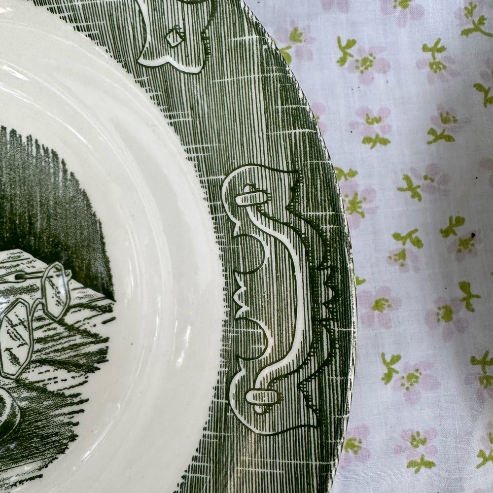 Old Curiosity Shop Dishes (4) - Picture 9 of 11